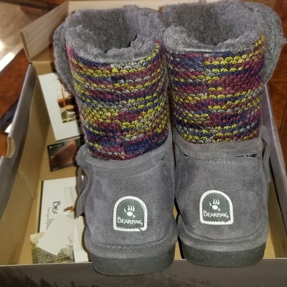 Boots - Picture 5 of 8